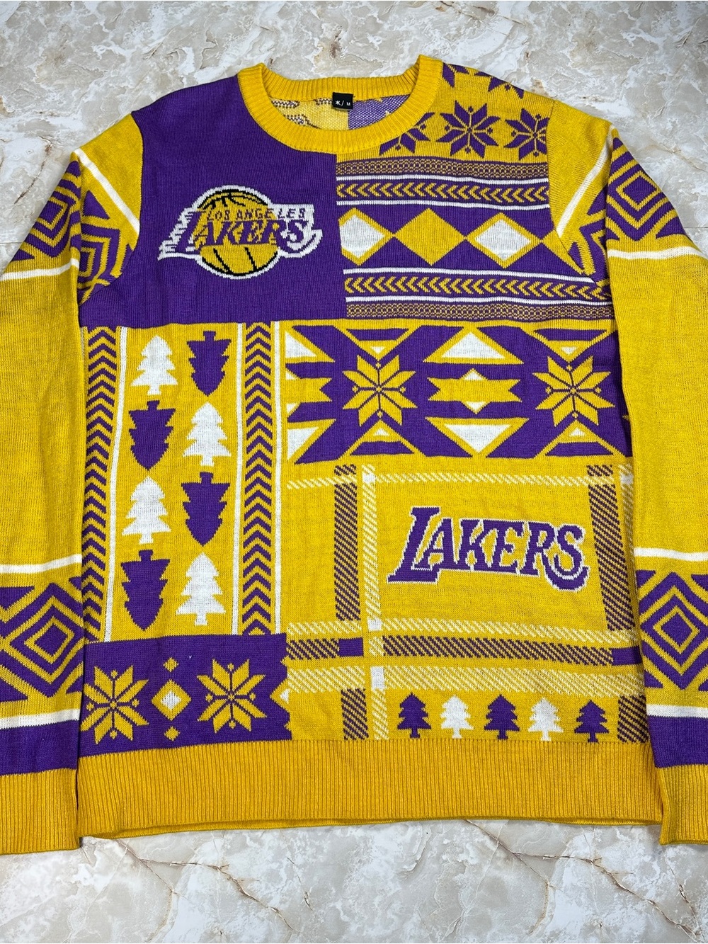 NBA Los Angeles Lakers Christmas Holiday Basketball Pullover Sweater Size Medium